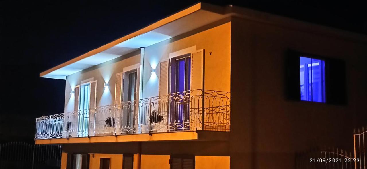 La Villa Degli Dei: Private Oasis with Garden Retreat and Complimentary Shuttle Castellammare di Stabia Exterior photo